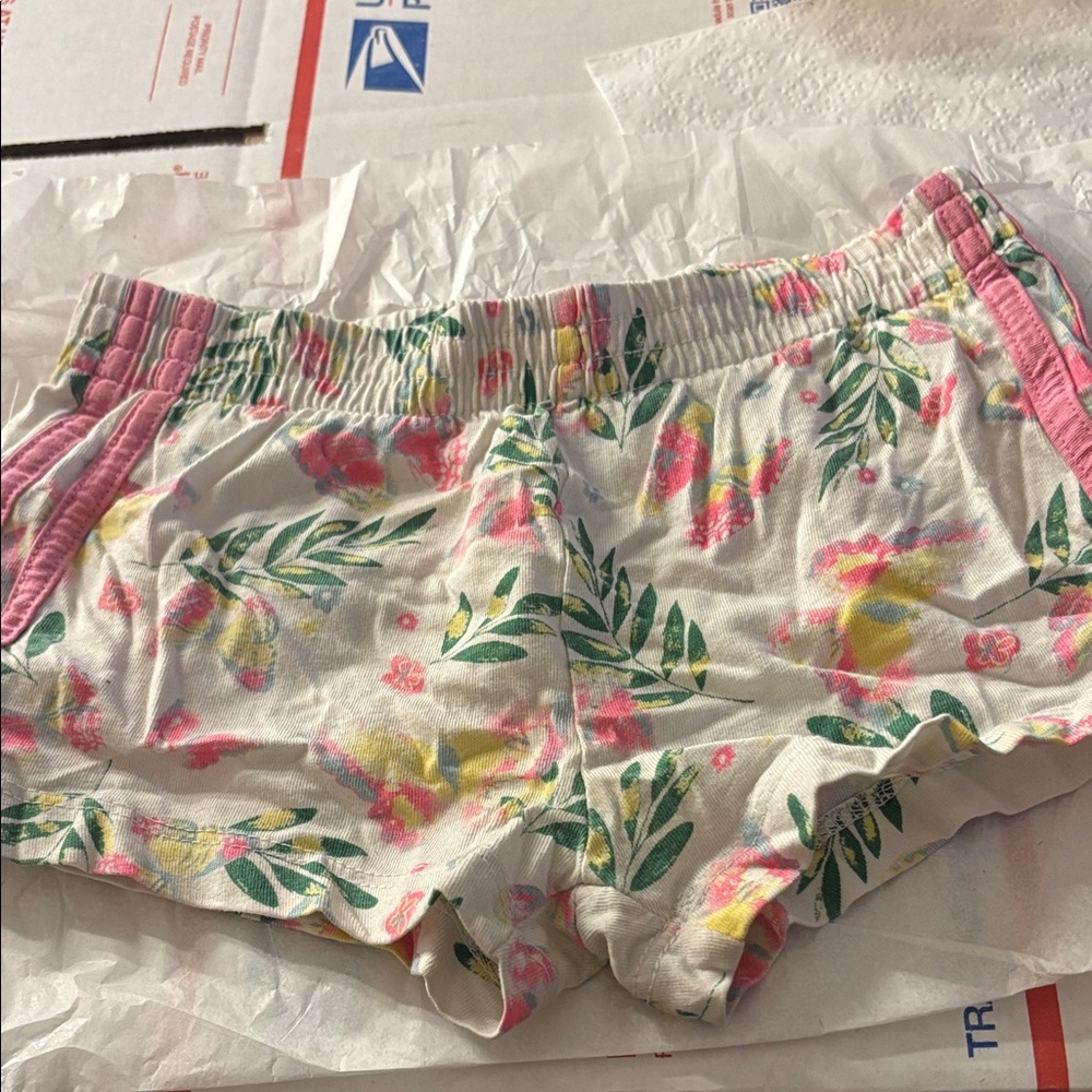 Girls dip Floral Print Shorts with Pink Trim XS